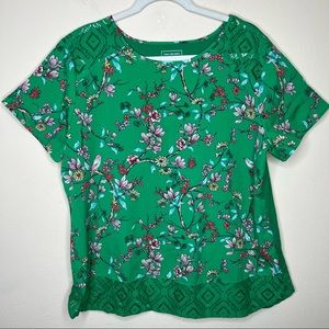 Van Heiden Green Floral Lace Trim Top